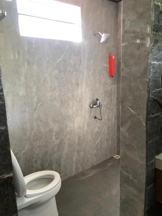Camp House 4*